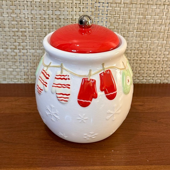 🎄🌟2xHP🌟VTG 1990s Hallmark Christmas Mittens & Snowflakes Ceramic Treat Jar - Picture 2 of 7